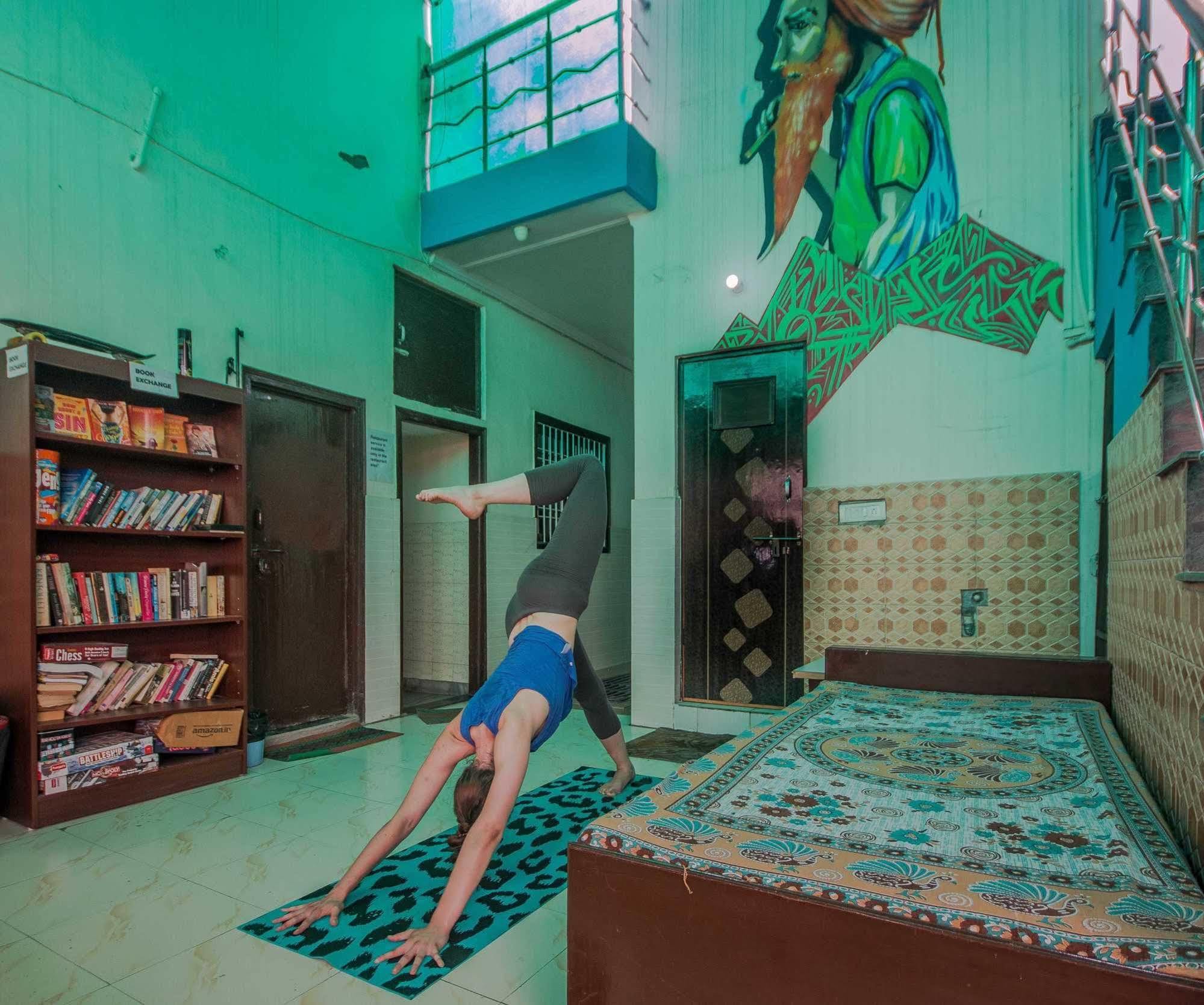 Backpacker Panda Friends - Agra Hostel Exterior photo