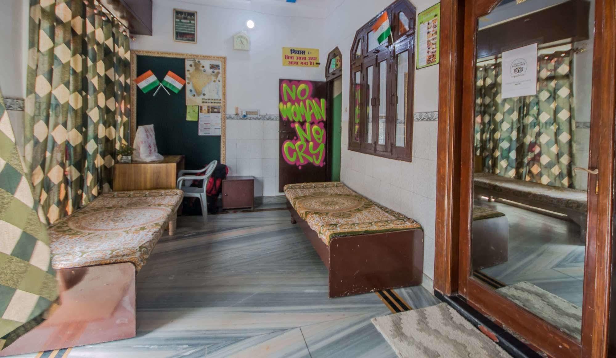 Backpacker Panda Friends - Agra Hostel Agra  Exterior photo