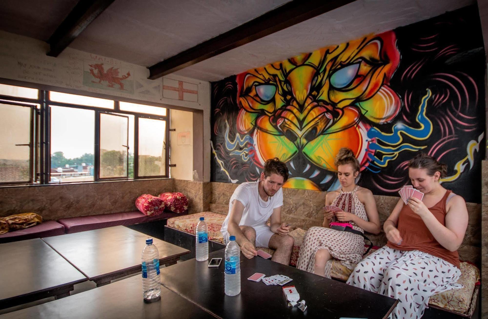 Backpacker Panda Friends - Agra Hostel Exterior photo