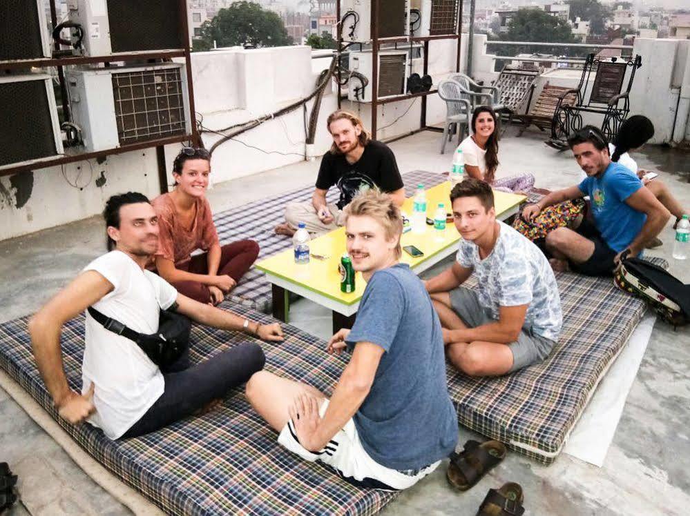 Backpacker Panda Friends - Agra Hostel Exterior photo